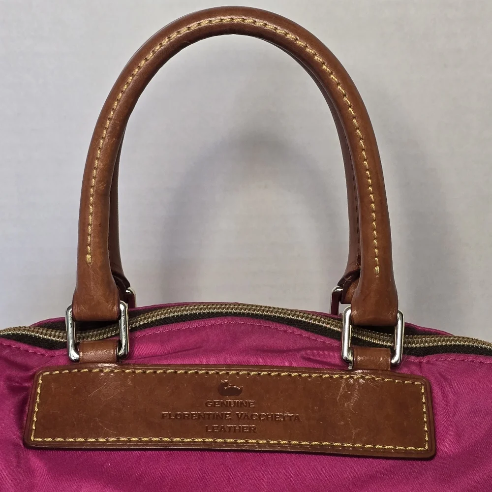 Dooney & Bourke stylish vibrant
